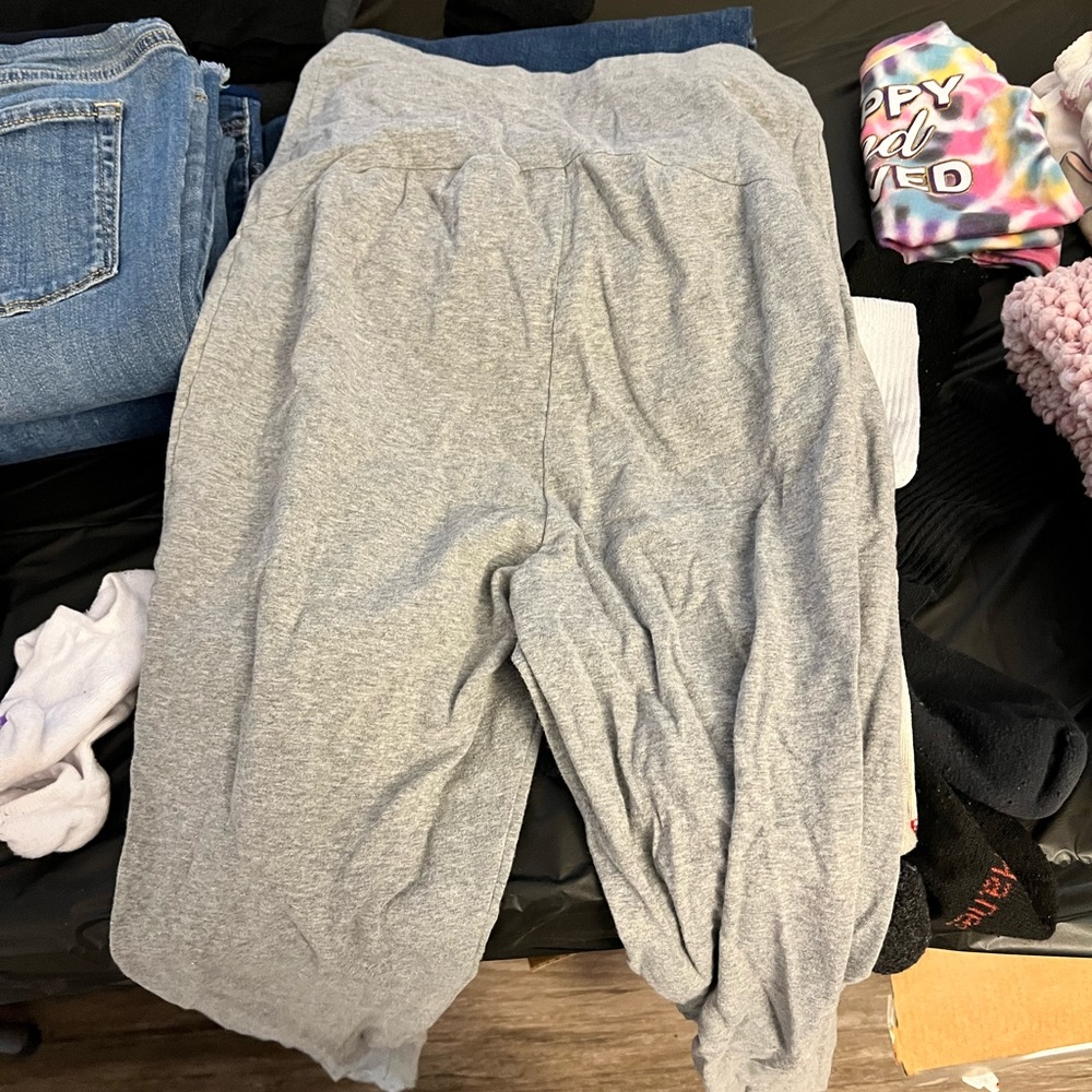 Maternity Clothes - image 1